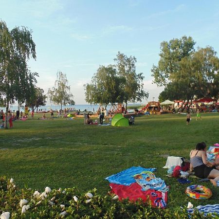 Sosto Apartman Siofok Dış mekan fotoğraf